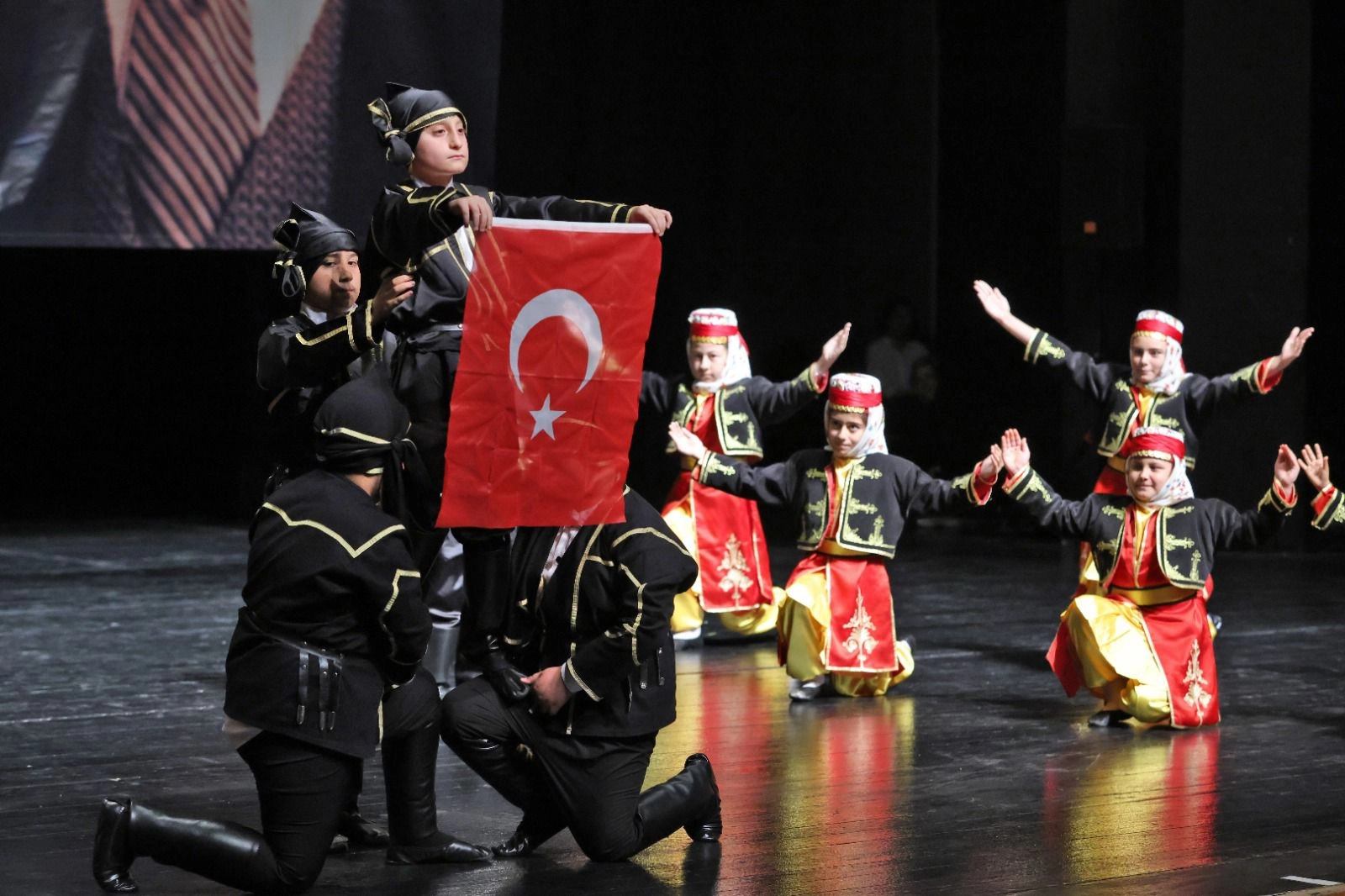 Bursa&rsquo;da ailelere &ouml;zel sanat gecesi