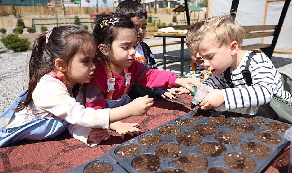 &Ccedil;ankaya'nın Minik Bah&ccedil;ıvanları G&ouml;rev Başında