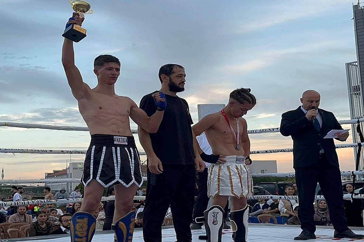 Pazaryeri Spor Kulübü’nden kick boksta büyük başarı