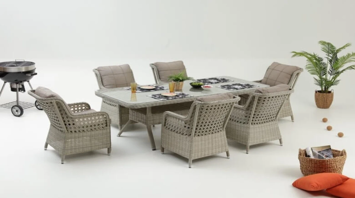 Bahçe Mobilyası Seçerken Nelere Dikkat Edilmeli? Divona Home Uzmanlarından İpuçları